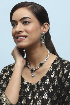 Green Brass Necklace Set image number 1