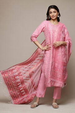 Pink Cotton Blend Straight Yarndyed Kurta Suit Set image number 0