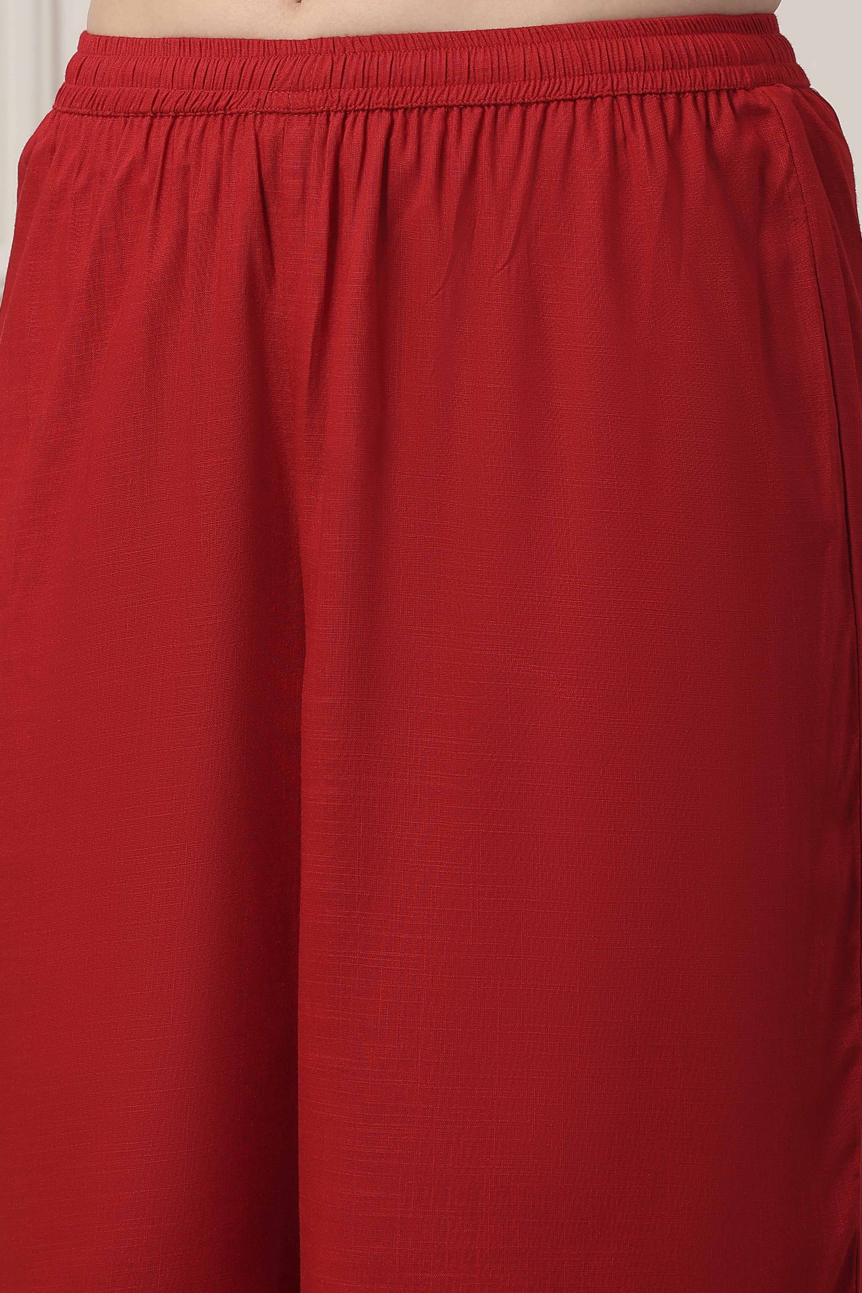 Red Cotton Floral Motifs Straight Suit Set image number 2