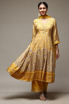 Yellow Modal Anarkali Kurta Churidar Suit Set image number 7
