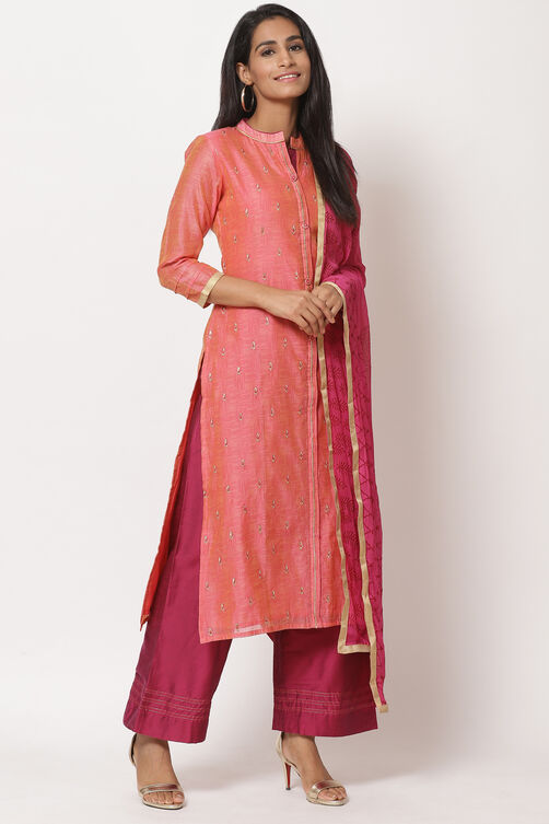Rani Pink Embroidered Easy Stitch Suit Set image number 3