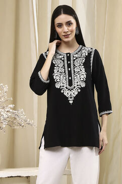 Black Embroidered Straight Short Kurta image number 5