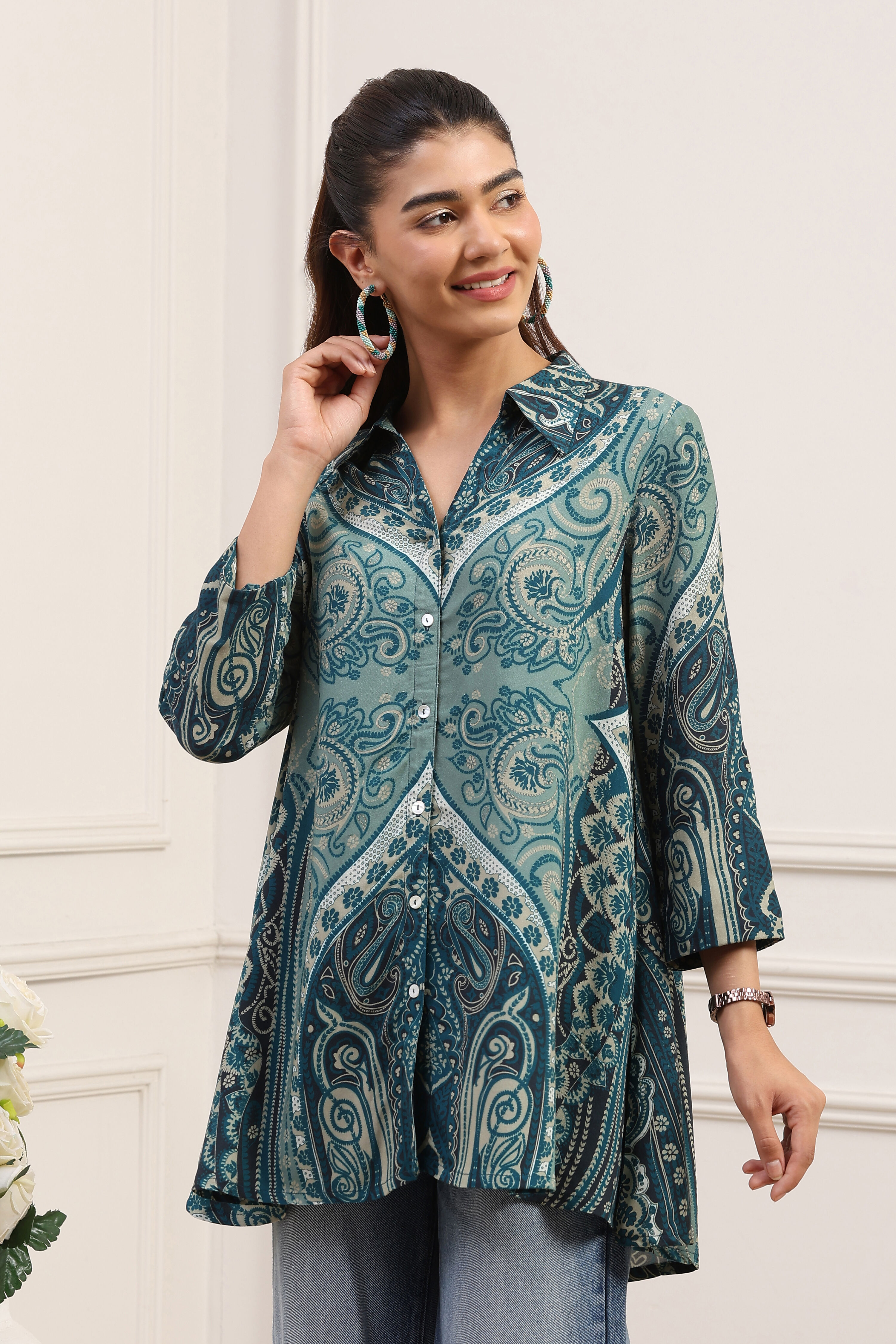 Teal LIVA Straight Printed Shirt image number 2