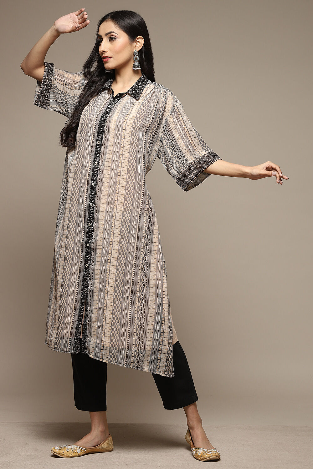 Beige & Black Cotton Blend Straight Printed Kurta image number 6