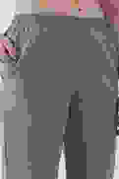 Green Cotton Solid Fitted Pants image number 1