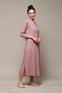 Off White & Pink Cotton Printed Sleepwear image number 3