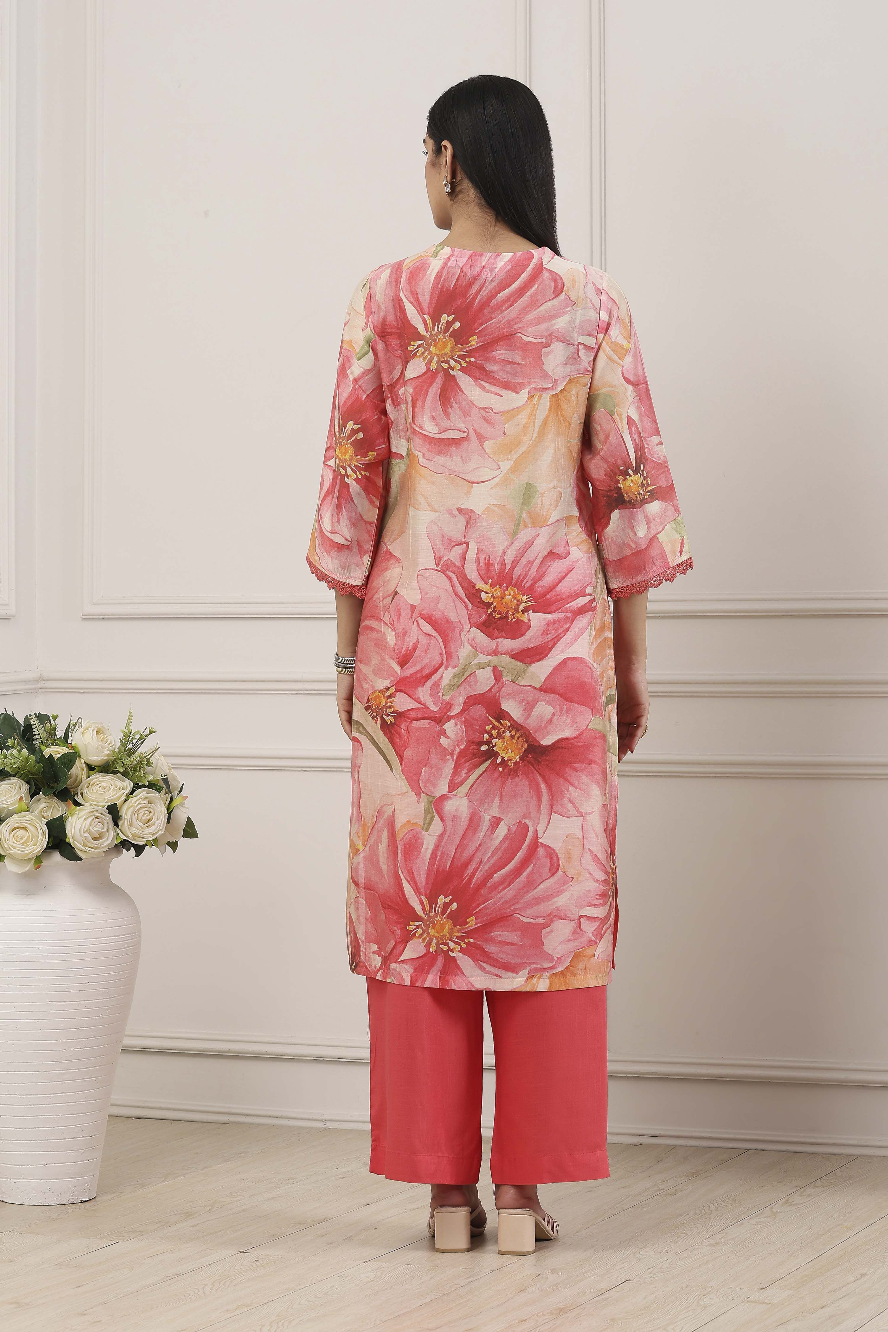 Pink Viscose Blend Straight Suit Set image number 4