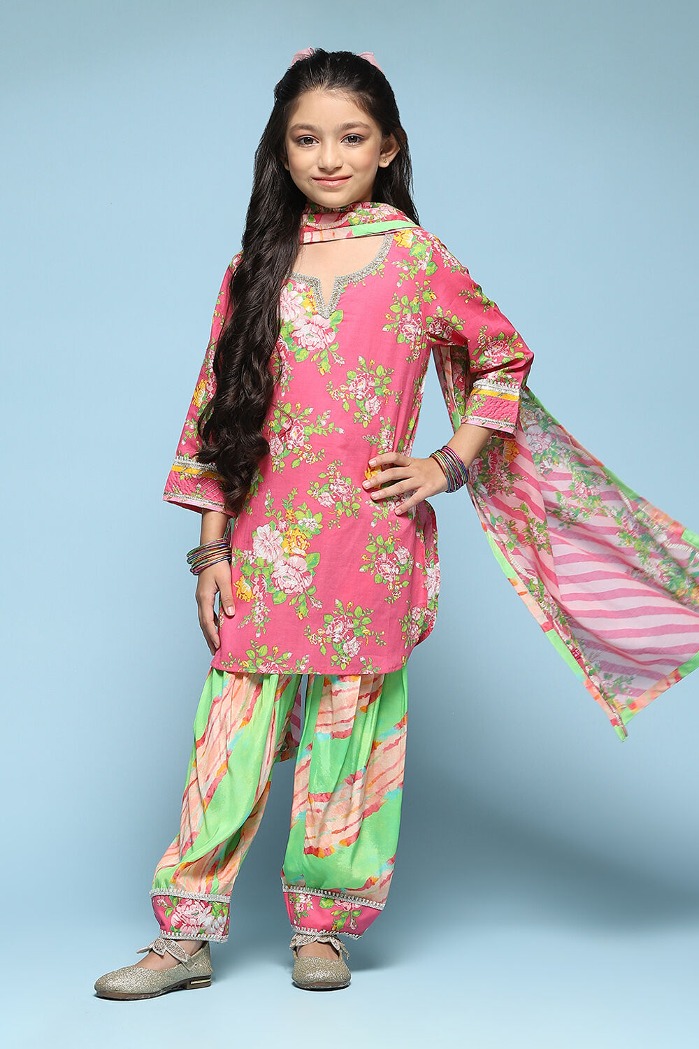 Pink & Green Cotton Straight Printed Suit Set image number 7