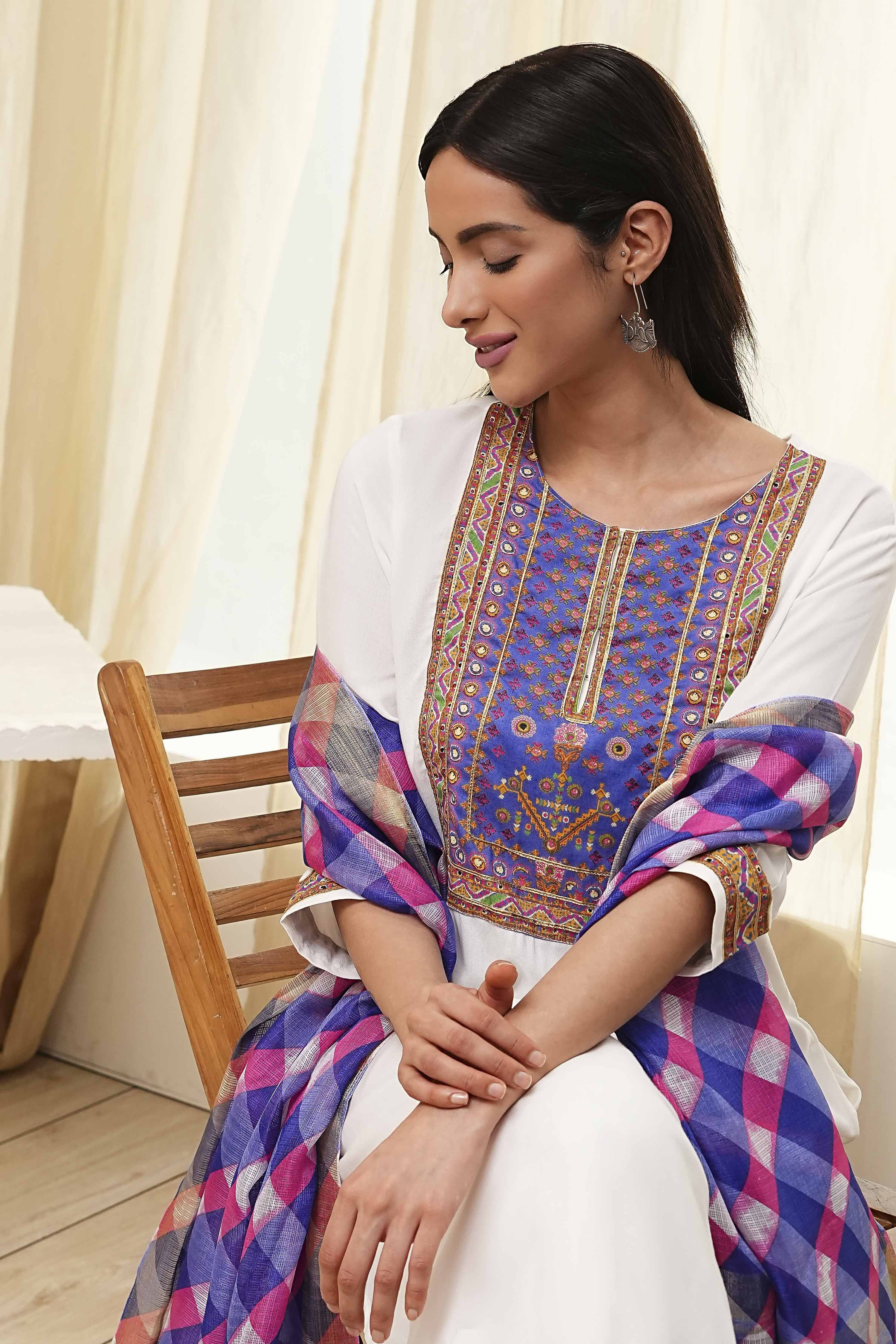 Blue and Pink Straight Suit Set image number 8