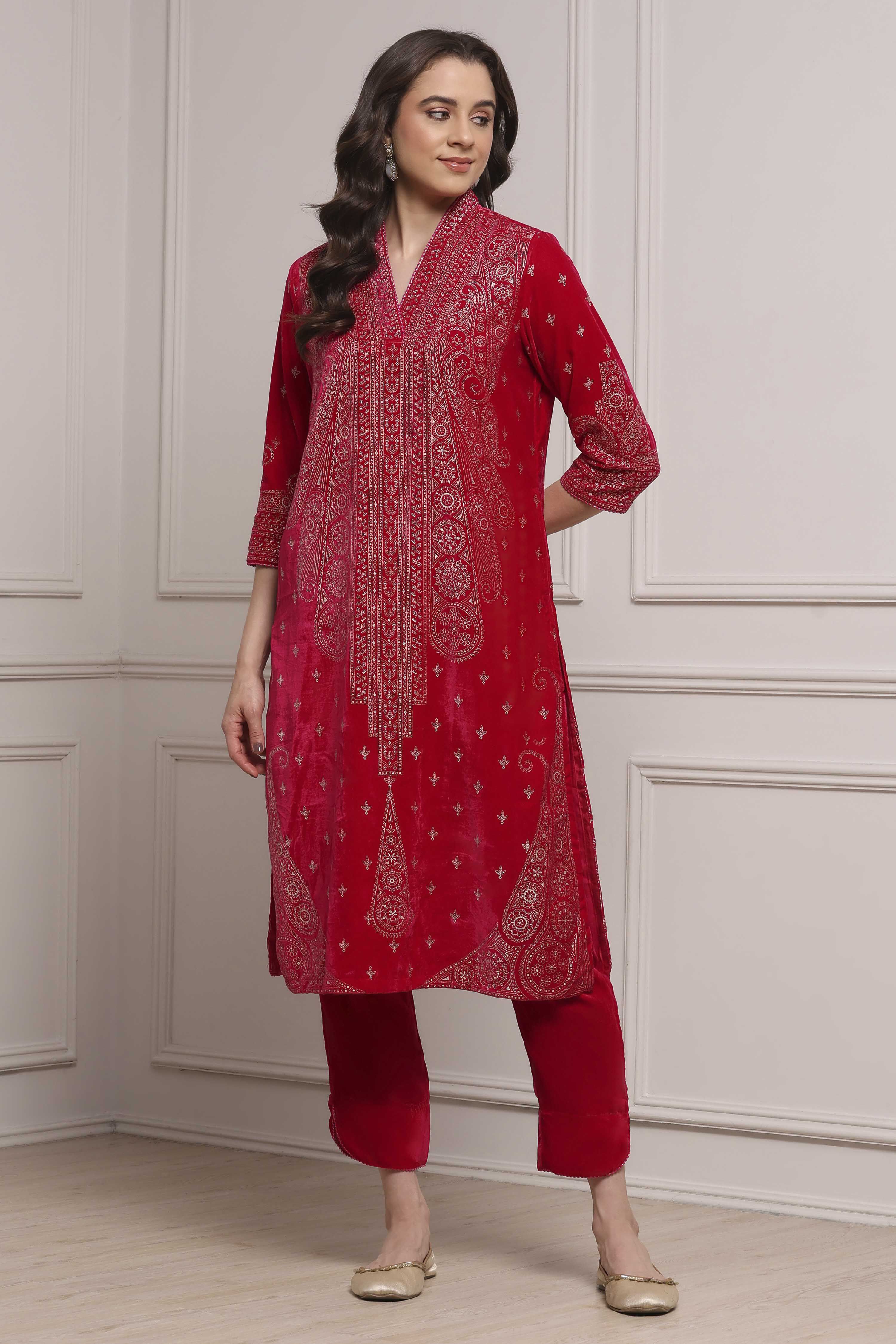 Pink Velvet Straight Winter Kurta Set image number 6