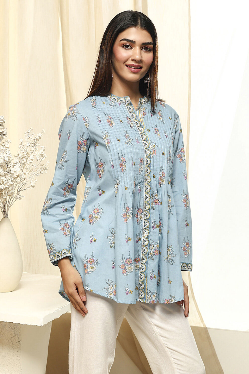 Dull Blue Floral Cotton Shirt-Style Short Kurta image number 4