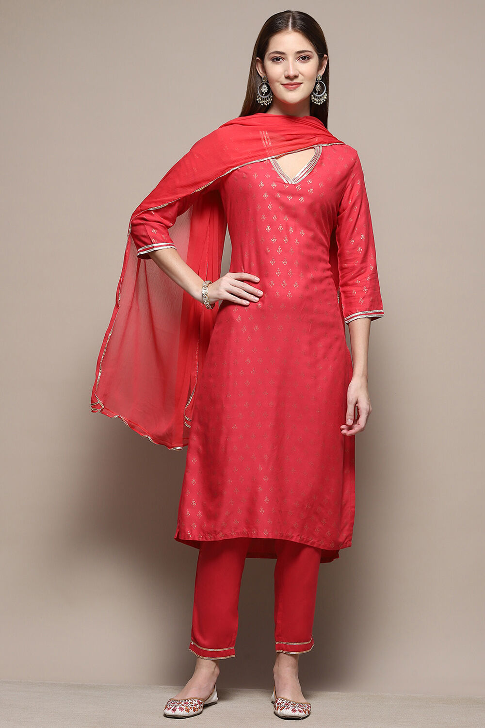 Fuschia Rayon Straight Kurta Pant Suit Set image number 7