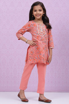 Salmon Orange Cotton Straight Printed Kurta Set image number 5