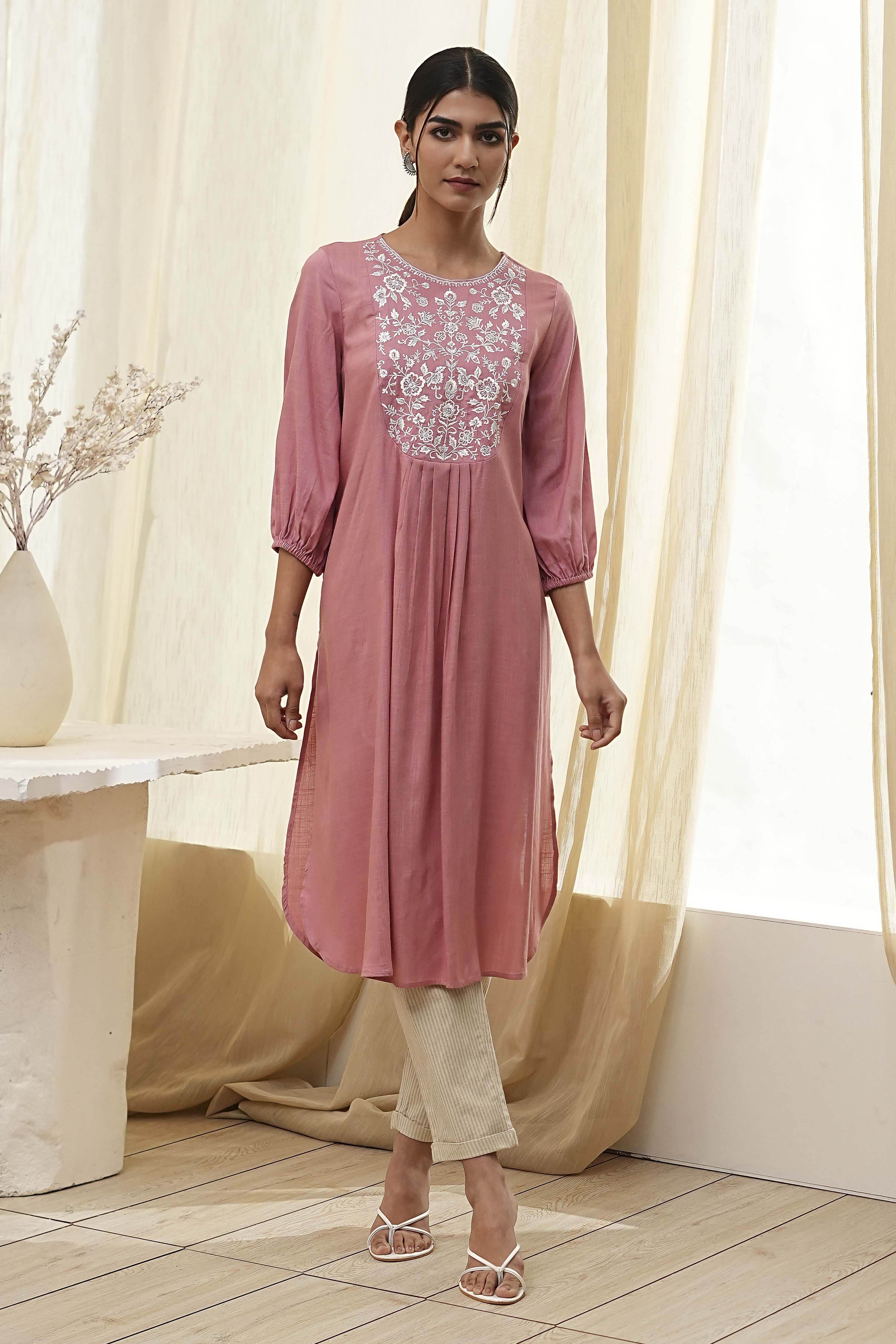 Aqua Solid Gathered Straight Kurta image number 5