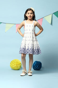 White Cotton Tiered Dress image number 5