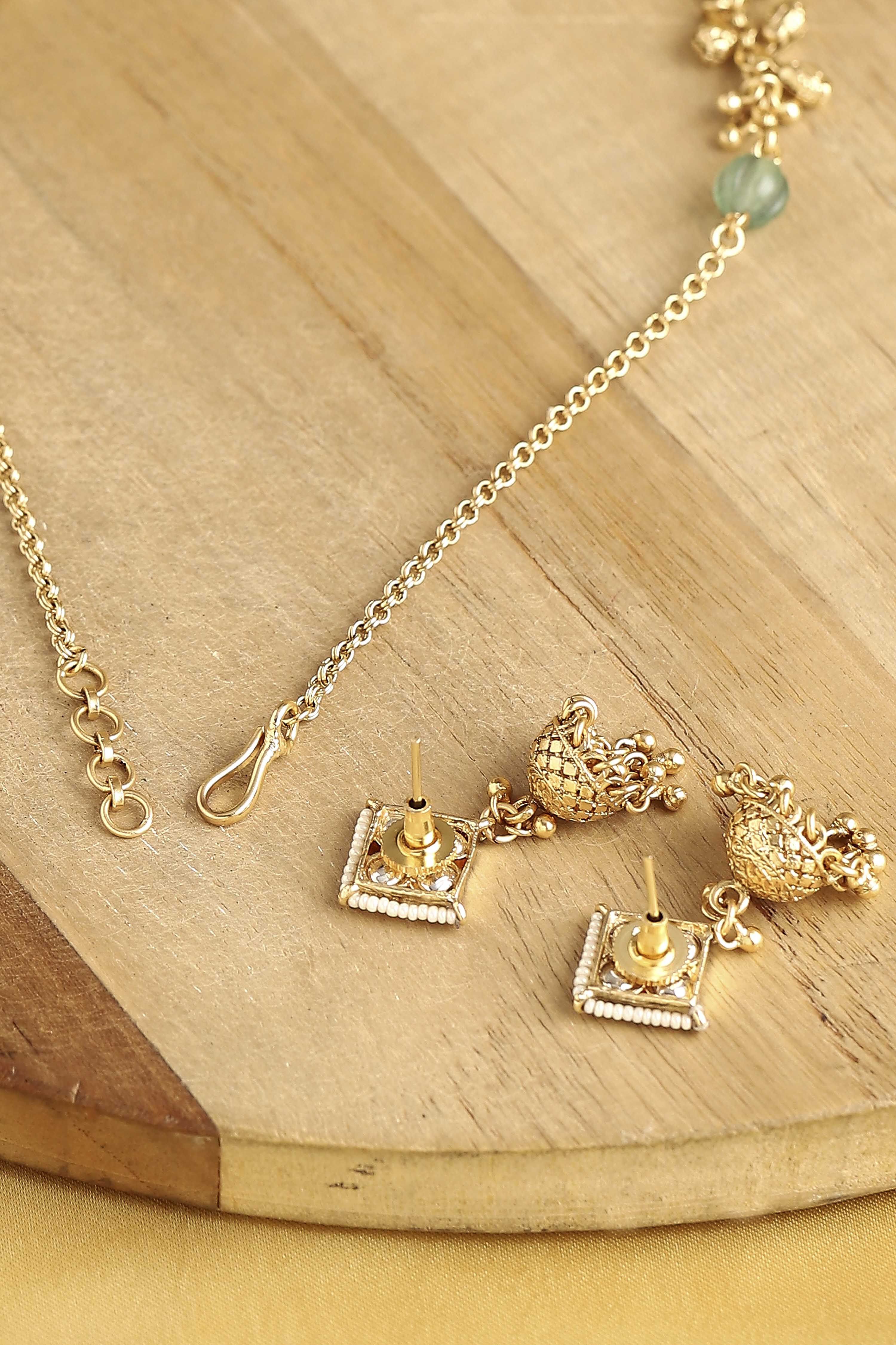 Gold Brass Temple Set image number 2