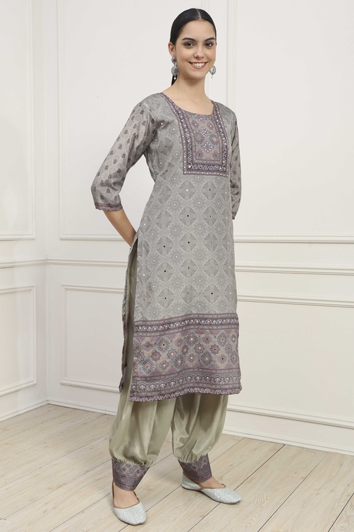 Grey Poly Crepe Digital Print Unstitched Suit Set image number 6