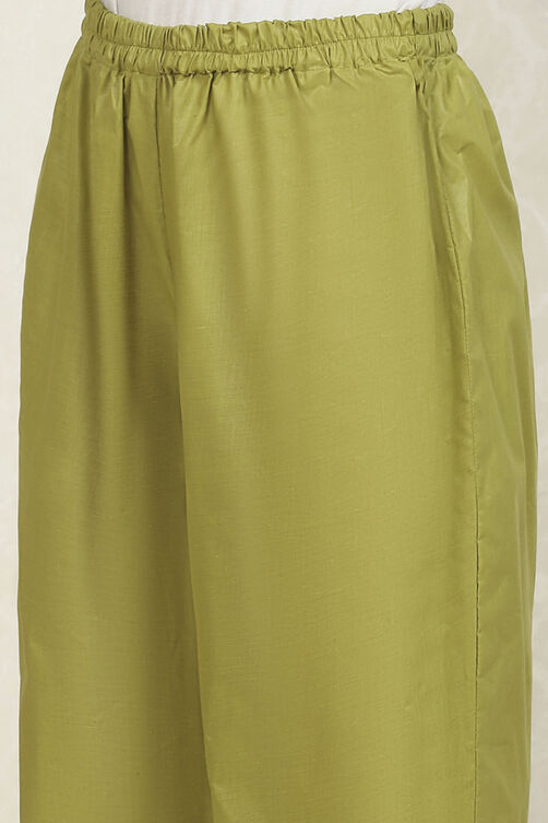 Green Cotton Unstitched Suit Set image number 3