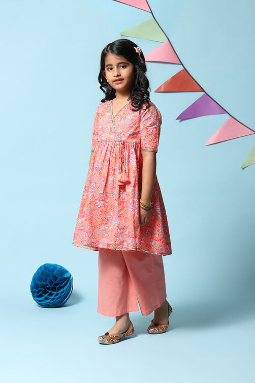 Peach Cotton Straight Printed Kurta Set image number 3