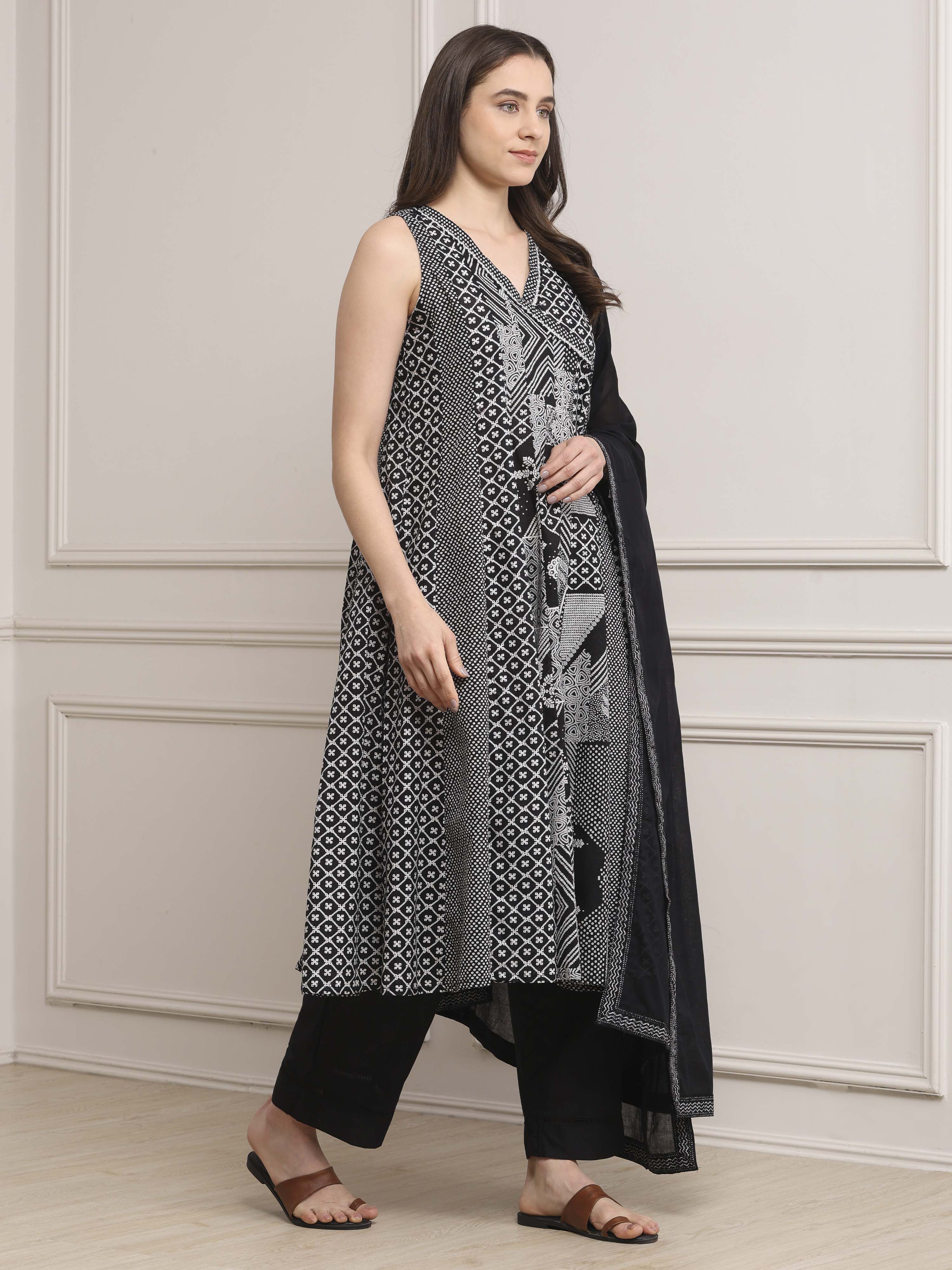Black Cotton Printed Anarkali Suit Set image number 5