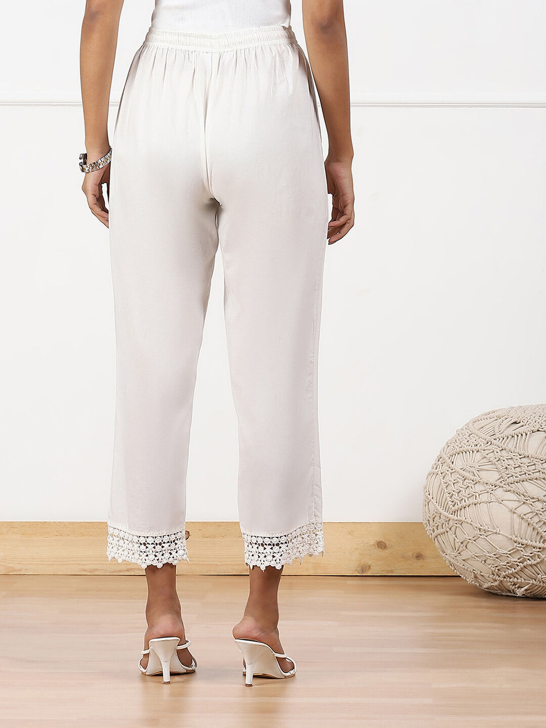 White Regular Cotton Pants image number 5