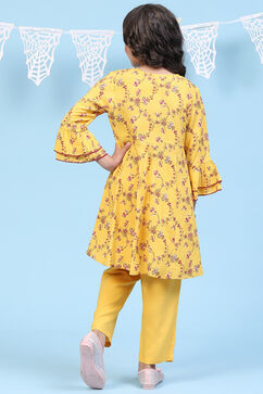 Yellow Rayon Kalidar Printed Kurta Set image number 4