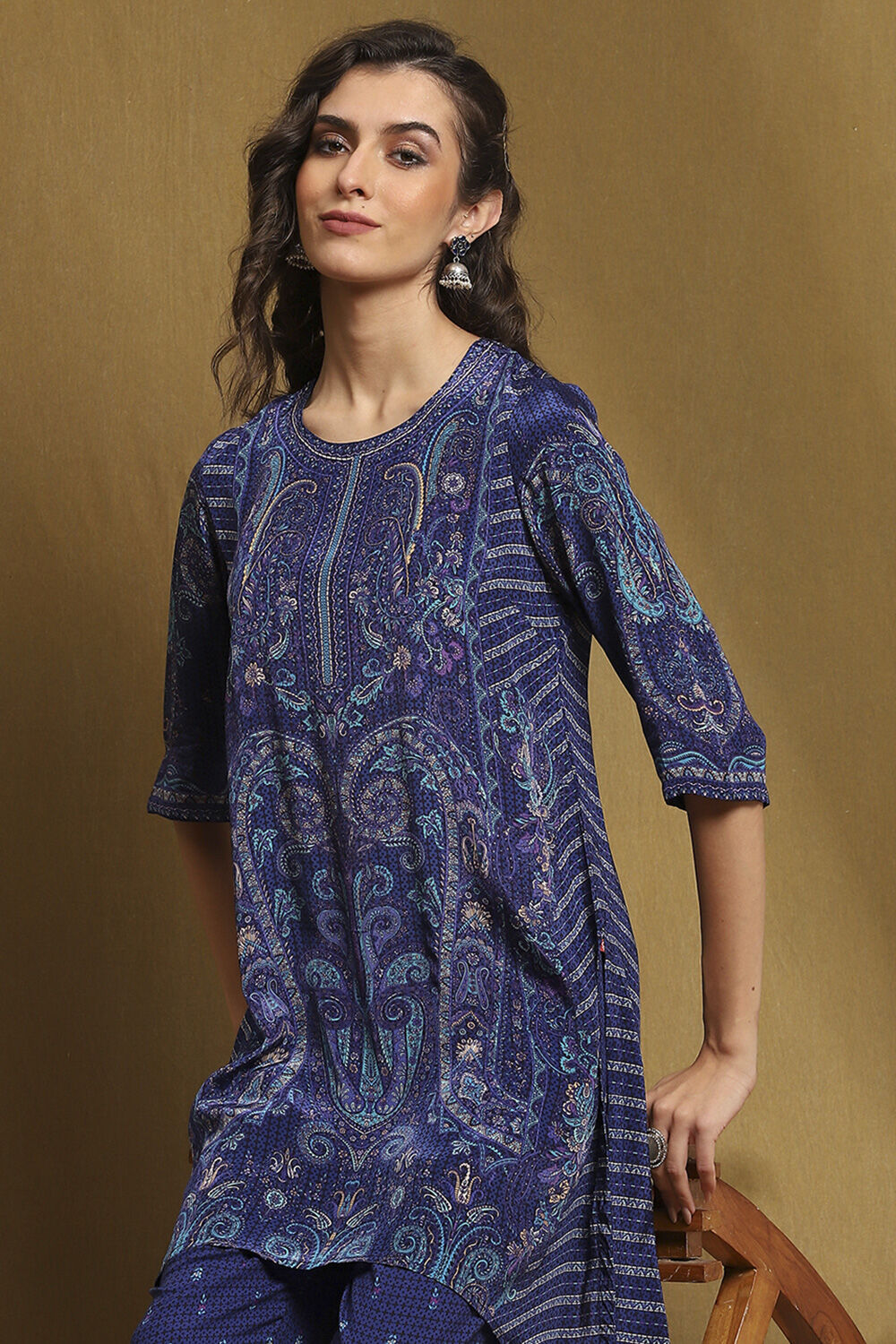 Blue Crepe Printed Asymmetric Kurta Set image number 7