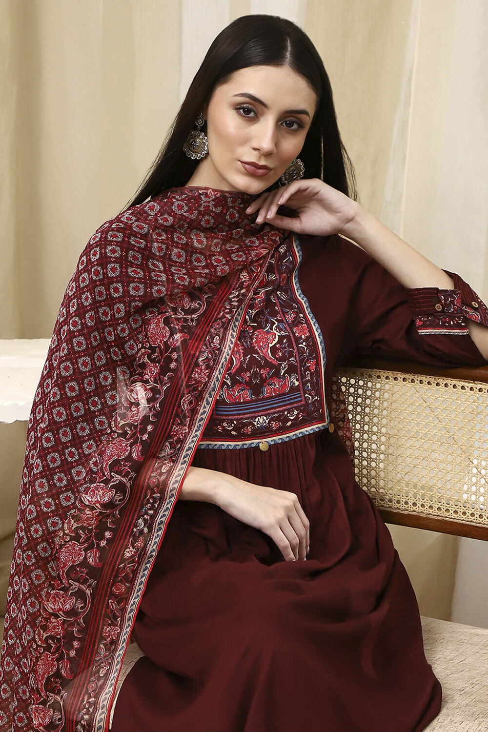 Brown Solid Gathered Straight Suit Set image number 7