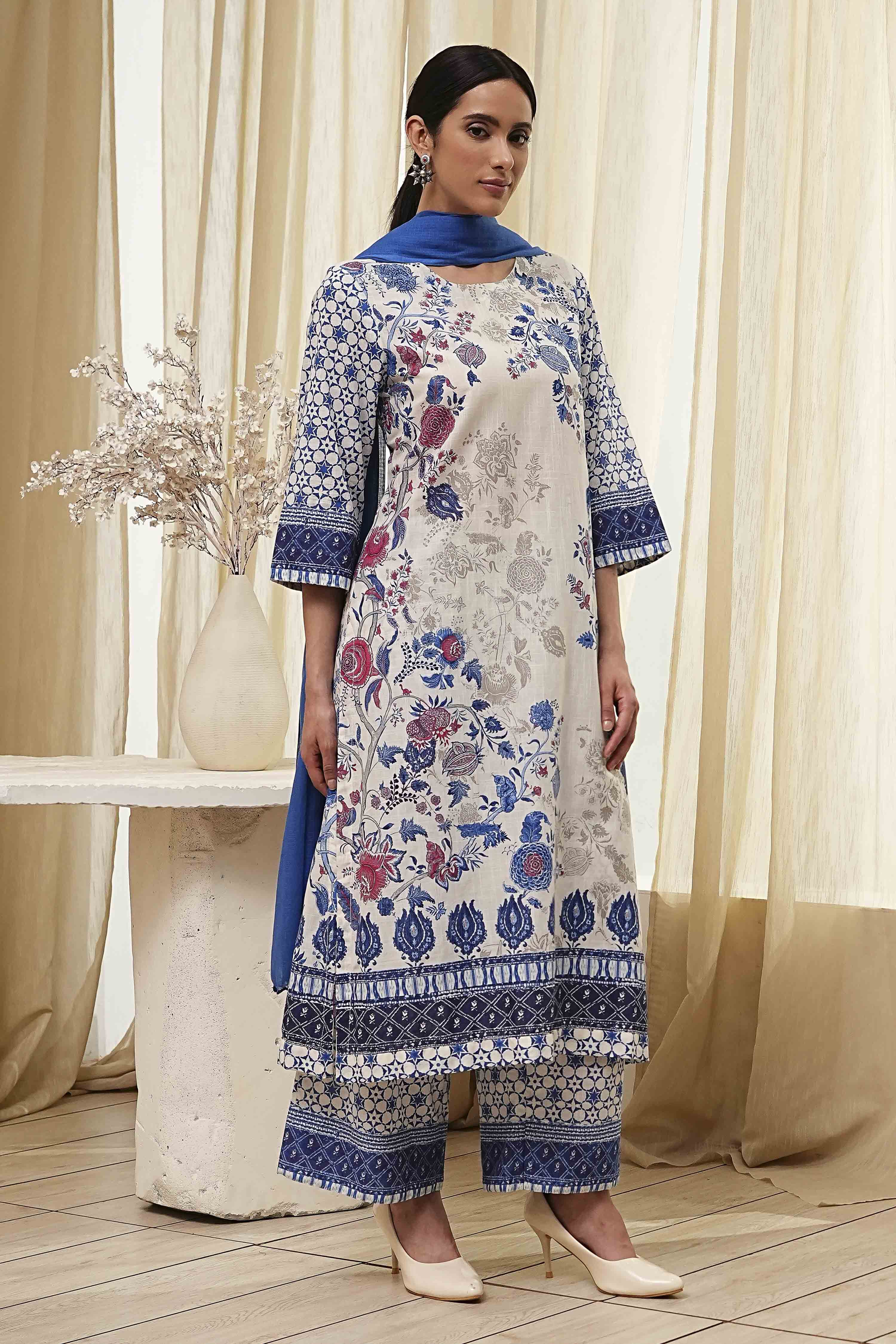 Off-White and Blue Cotton Straight Suit Set image number 5