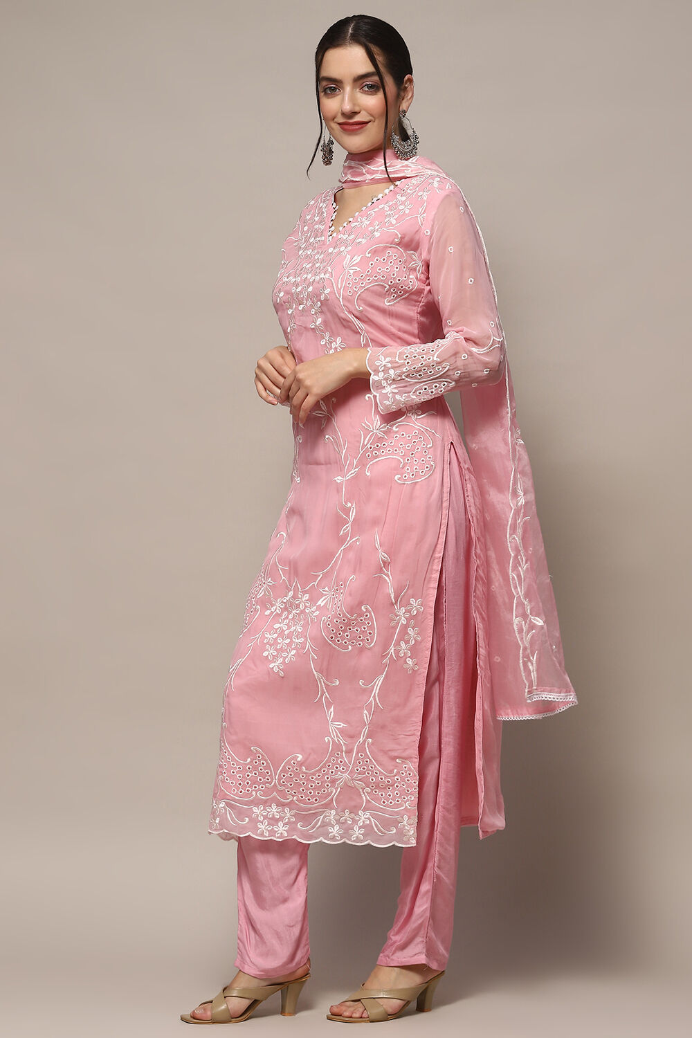 Pastel Pink Organza Unstitched Suit set image number 5