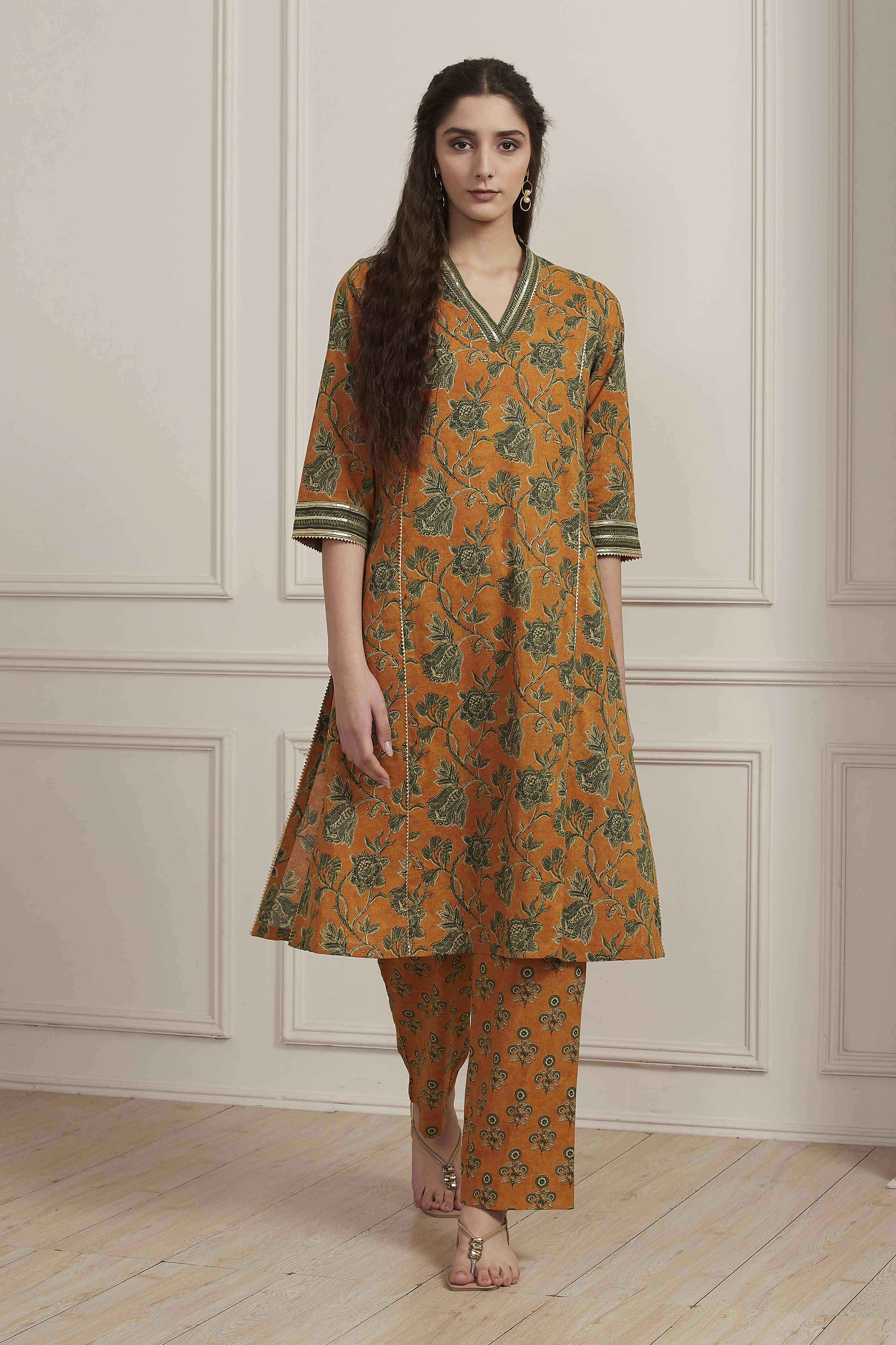 Mustard Yellow Cotton Printed Kurta Set image number 6