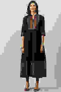 Black Yarn-Dyed Flared Kurta image number 5