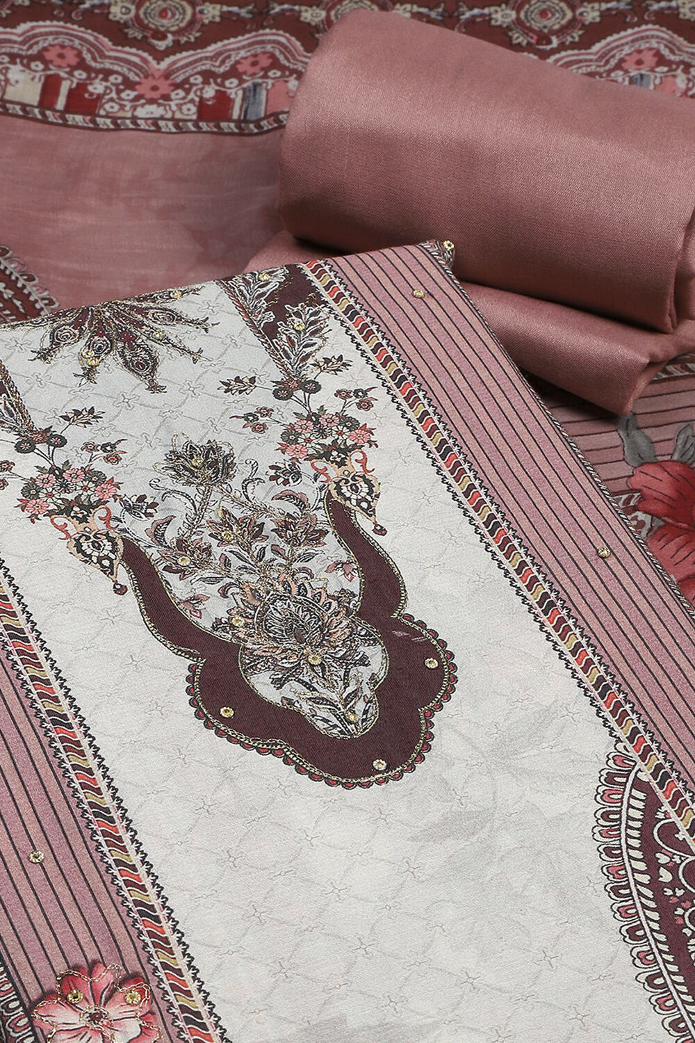 Grey Muslin Unstitched Suit Set image number 4