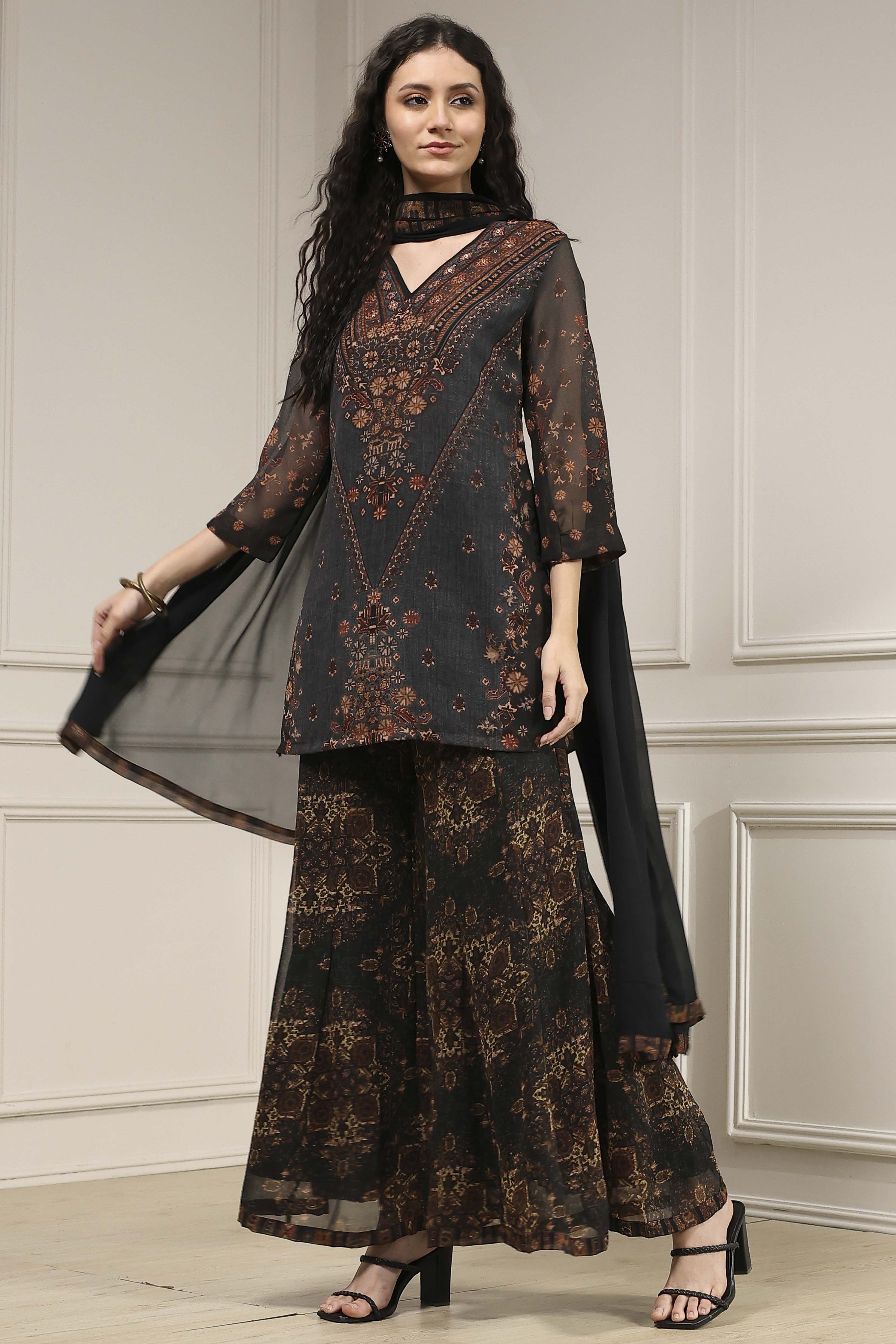 Charcoal Black Printed Straight Suit Set image number 3