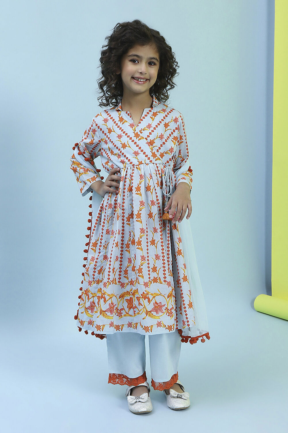 Sky Blue Cotton Floral Gathered Suit Set image number 6