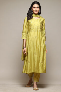 Lime Green Cotton Blend Layered Kurta Suit Set image number 8