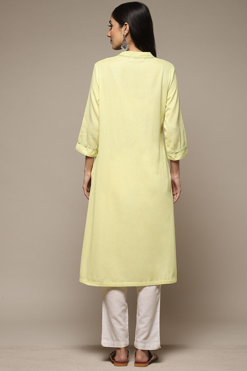 Blue Cotton Blend Straight Yarndyed Kurta image number 2
