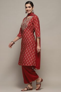 Red Rayon Straight Suit Set image number 4