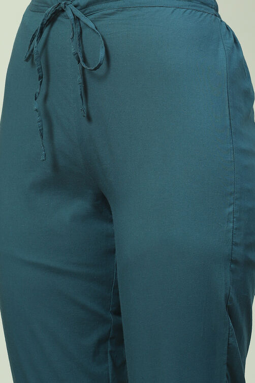 Blue Printed Straight Kurta Regular Pants Suit Set image number 2