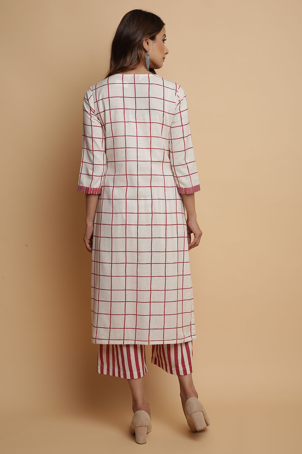 Black Cotton Straight Kurta Pants Set image number 6