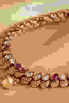 Red Alloy Necklace Set image number 1