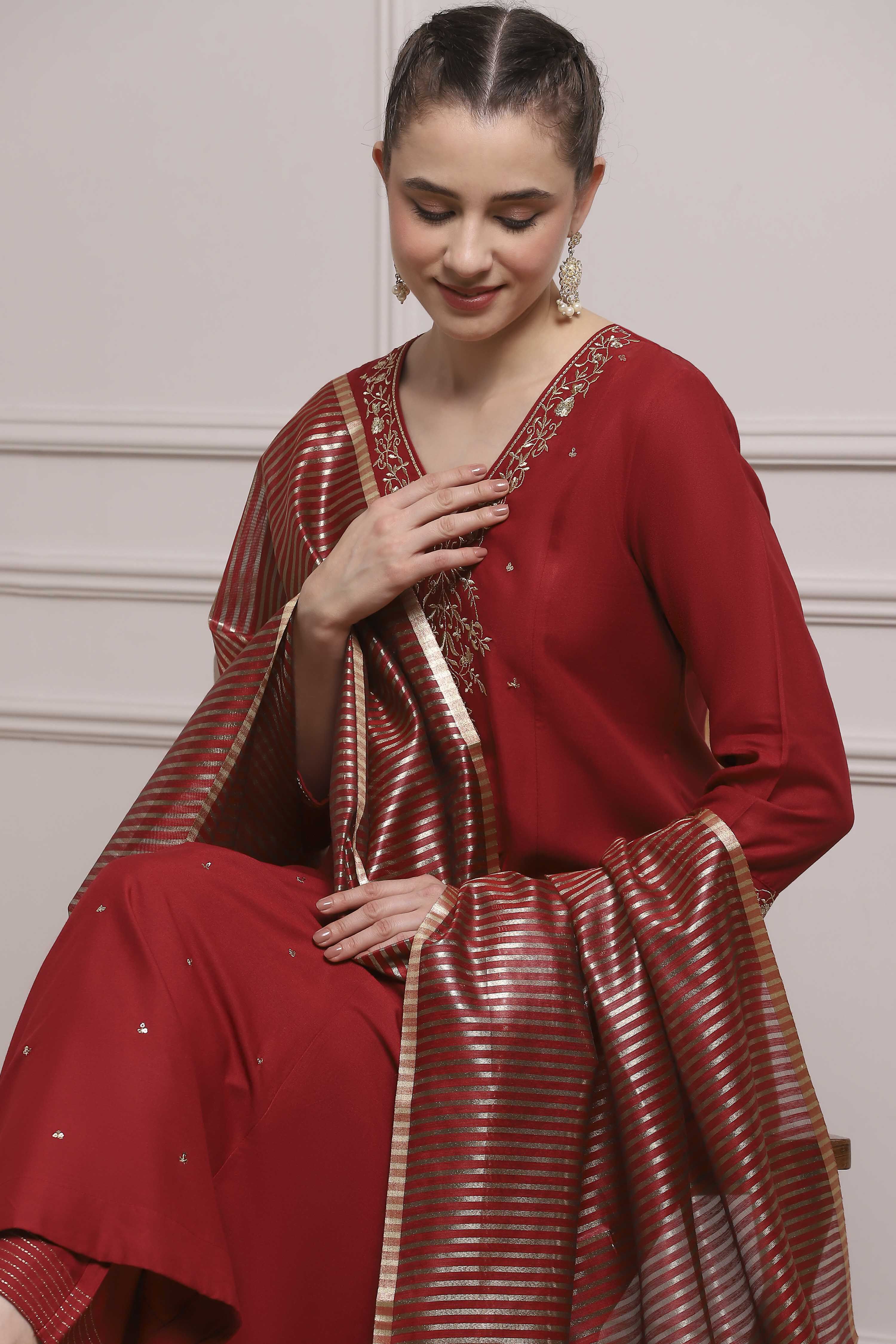 Green Embroidered Kalidar Suit Set image number 0