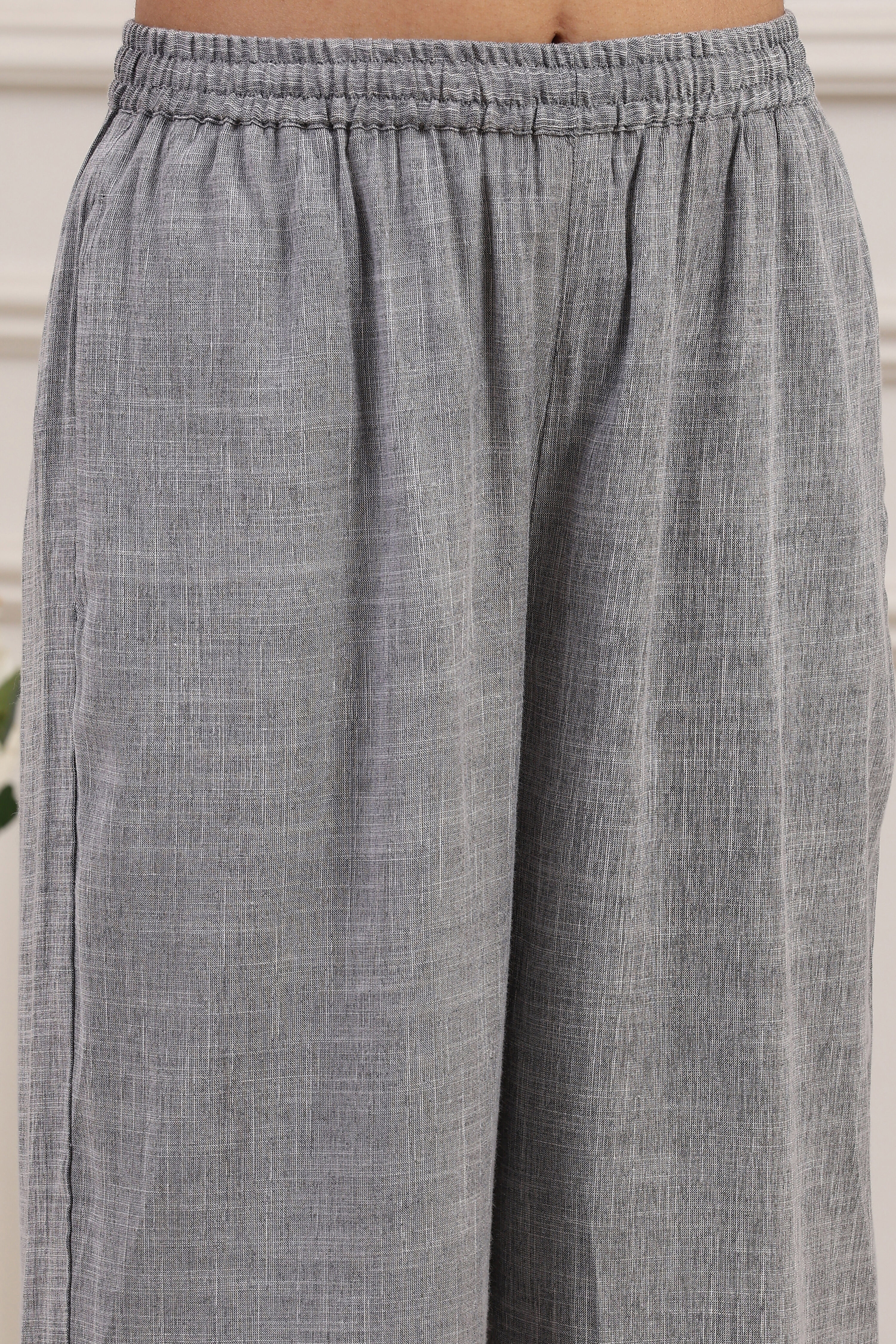 Black Polyester Yarndyed Straight Suit Set image number 3