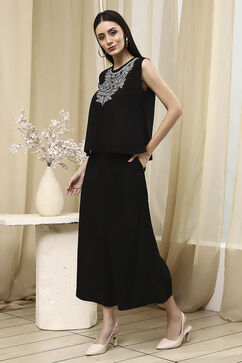 Black Viscose Rayon Straight Solid Fusion Set image number 3