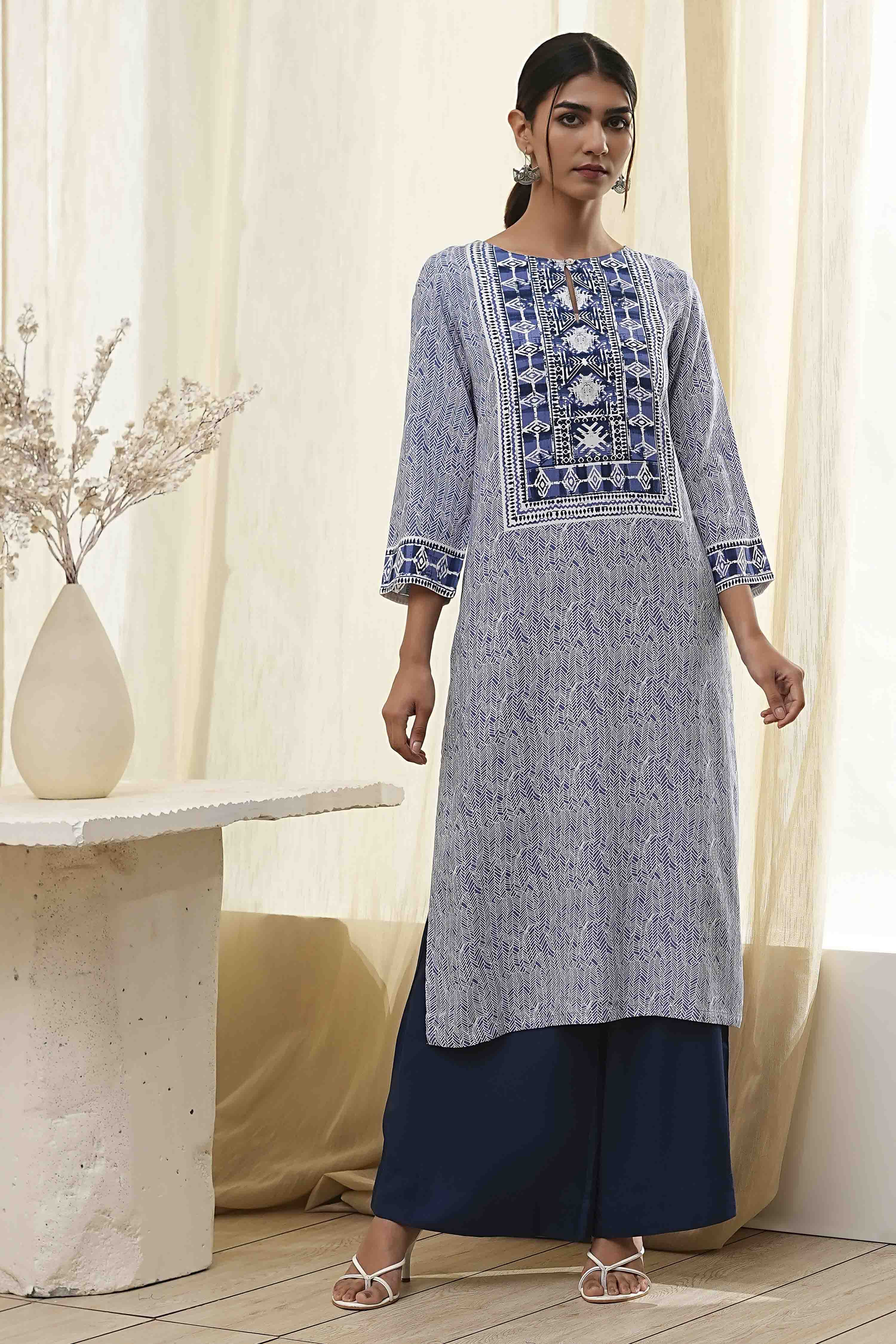 Beige Printed Straight Kurta image number 5