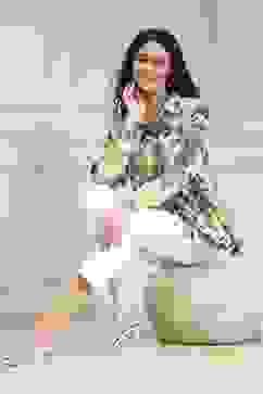 Off-White and Blue Printed Relaxed Fit Shirt image number 1