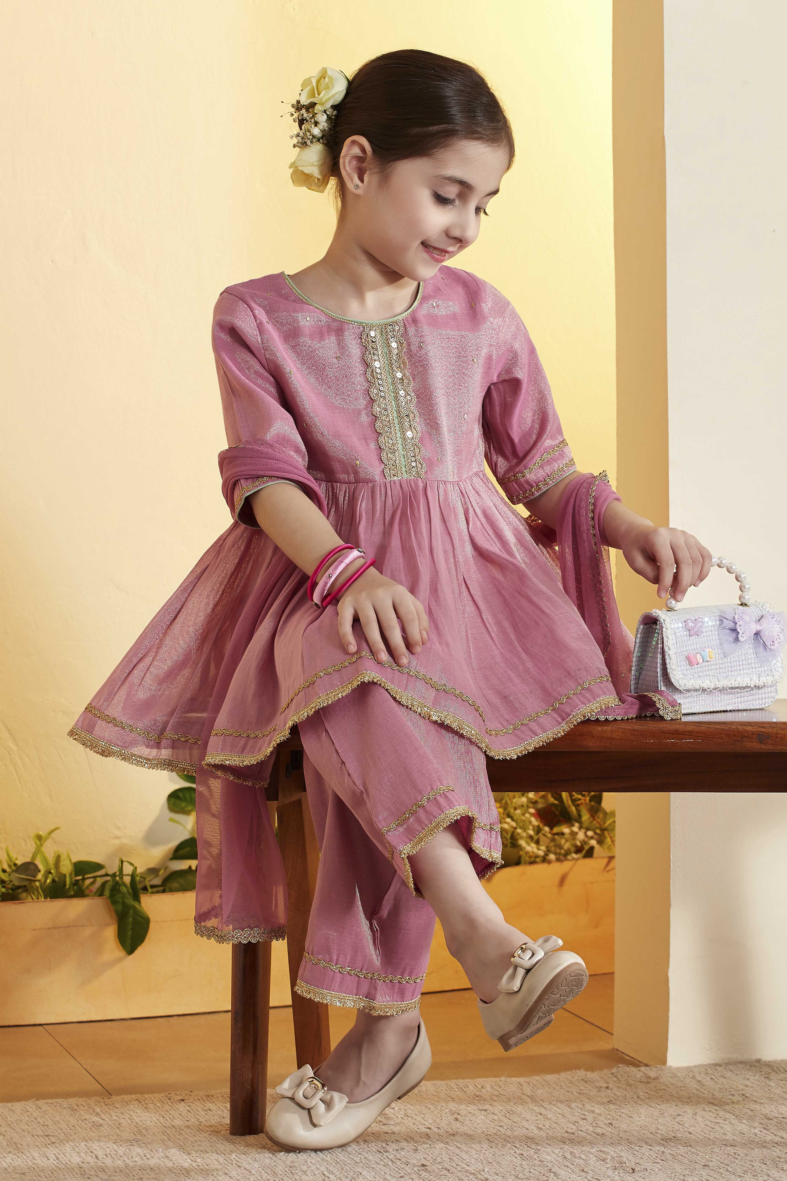 Pink Solid Peplum Viscose Rayon Kurta Set image number 0
