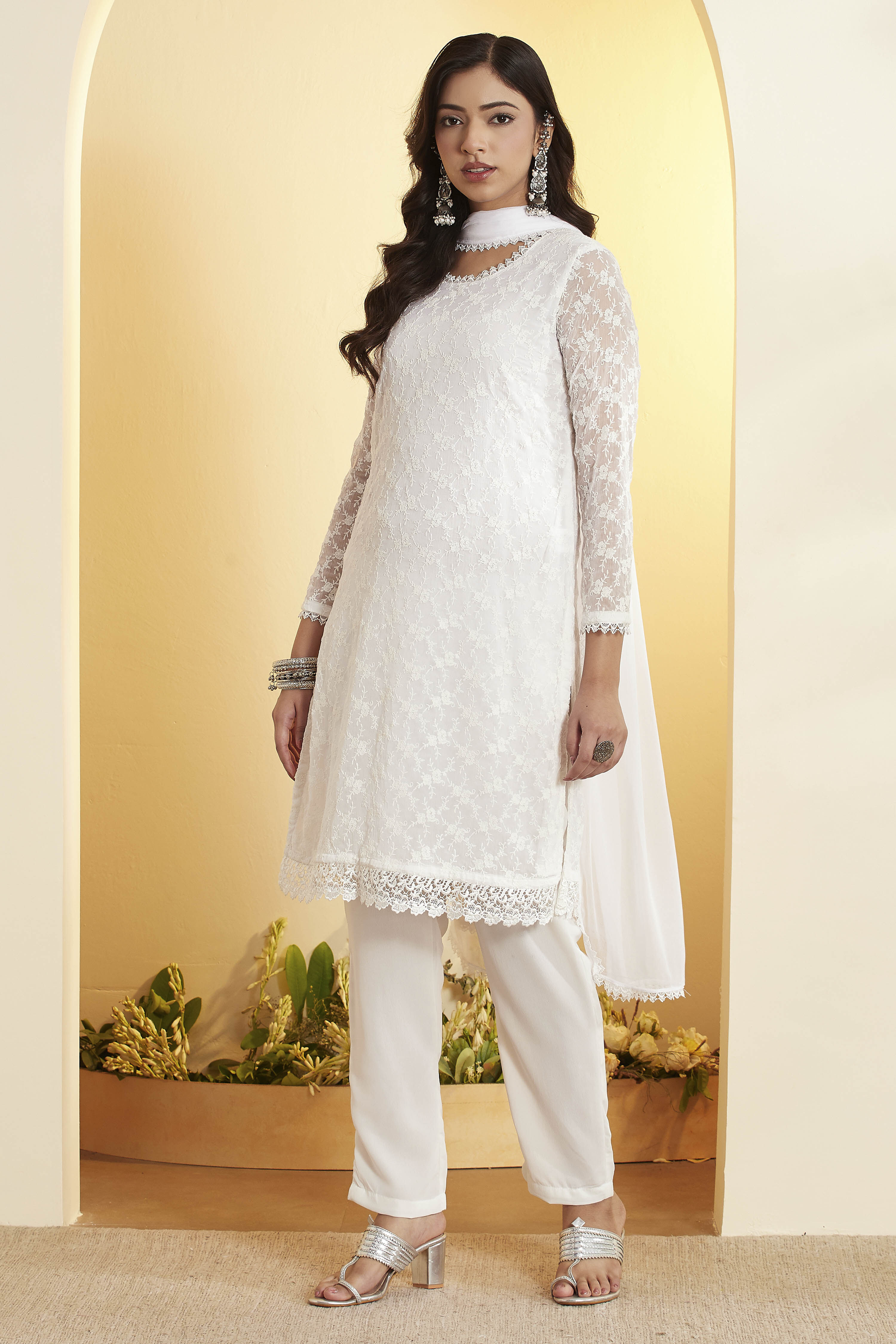 White Lace Straight Chamundi Chiffon Kurta Set image number 3