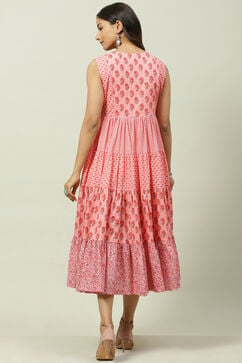 Pink Cotton Flared Fusion Printed Dress image number 4