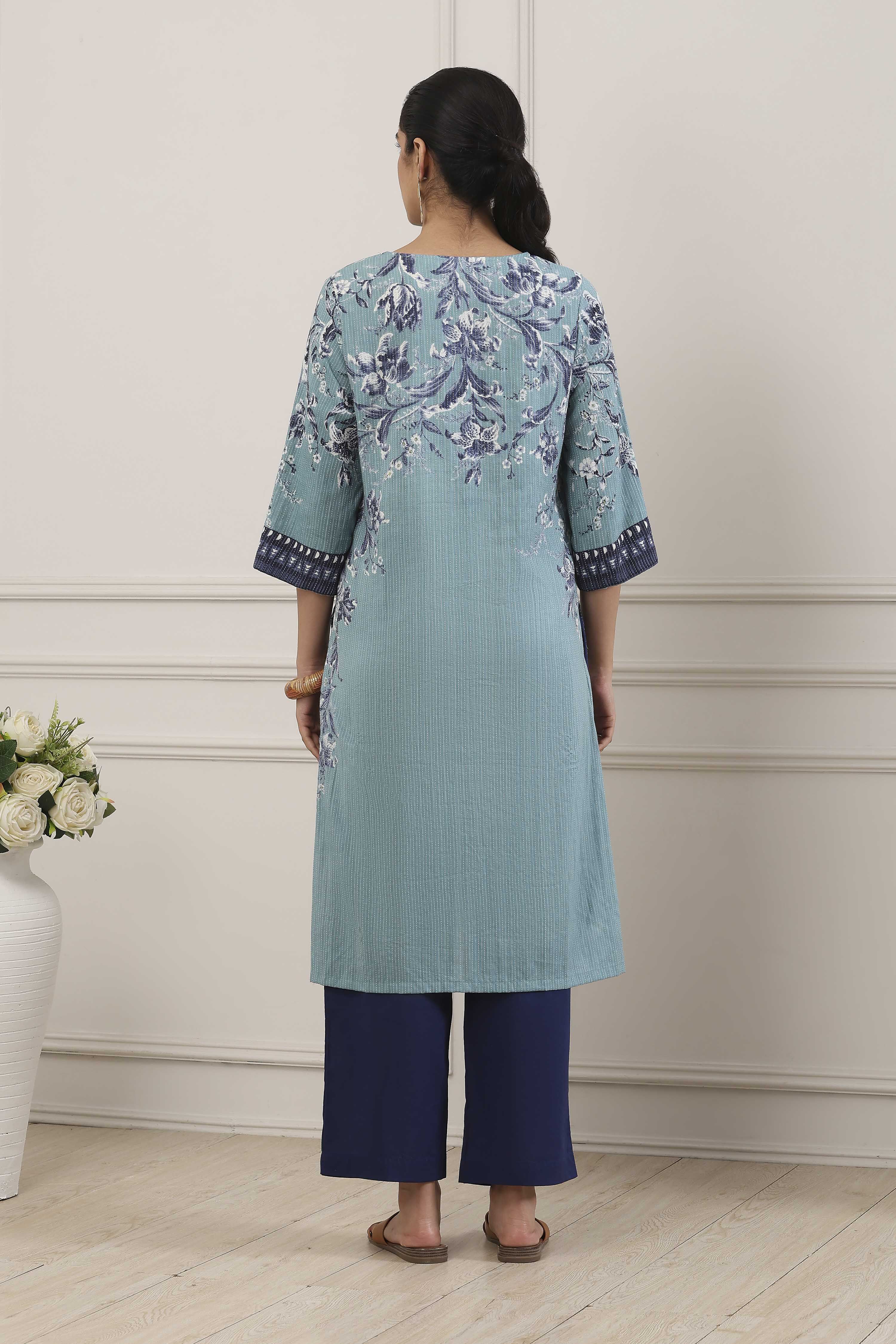 Blue Cotton Floral Printed Straight Kurta image number 3